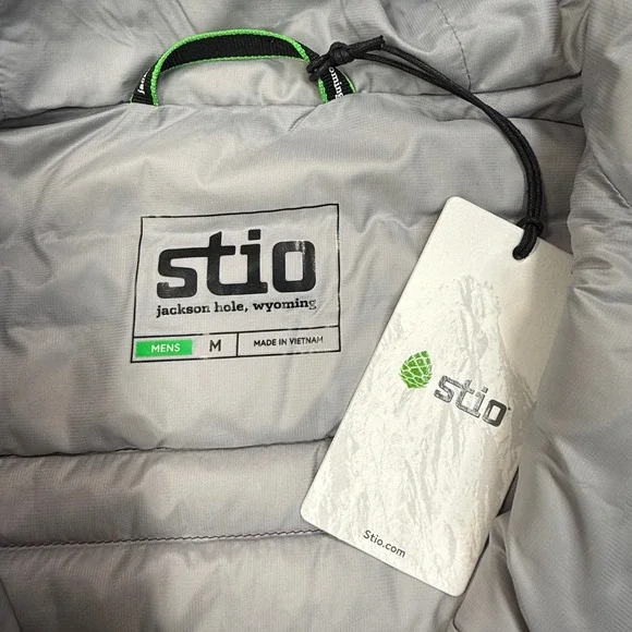 Stio Mens Pinion Down Pullover Huckleberry Jam Purple Jacket Size Medium NWT - Picture 4 of 8